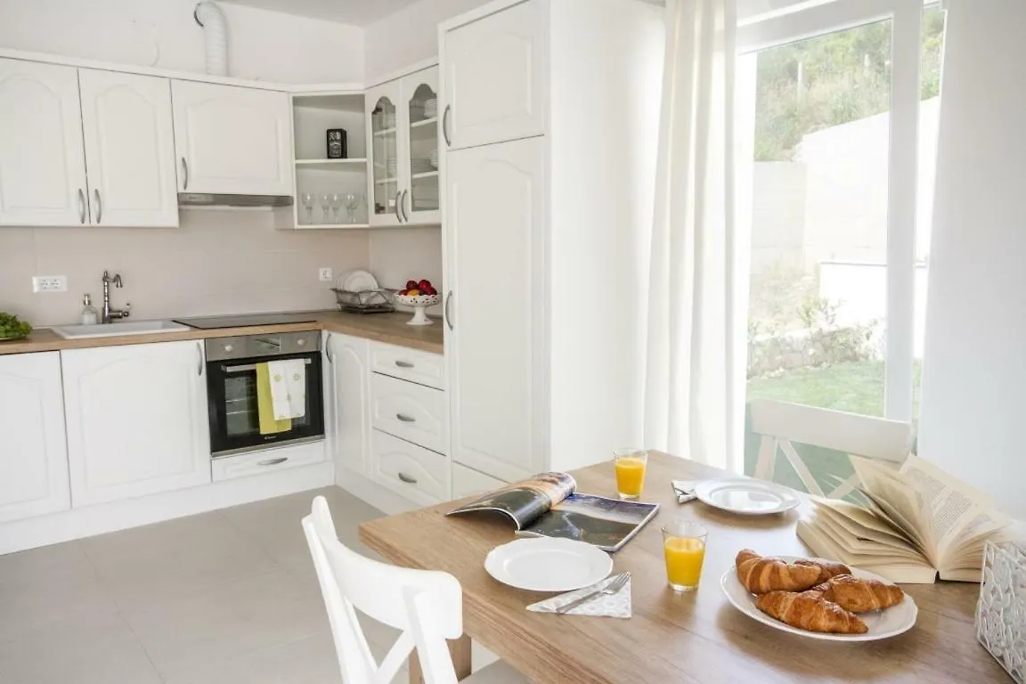 House Sunny Rock Baska Villa